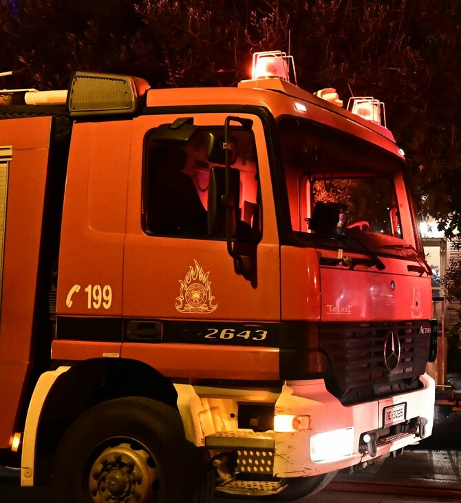 Φωτιά στα Πατήσια: Η ενημέρωση της Πυροσβεστικής