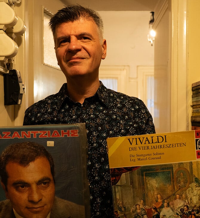 Φοίβος Δεληβοριάς: «Η ταινία “Καποδίστριας” είναι μια φθηνή παρηγοριά που μας πηγαίνει πίσω»