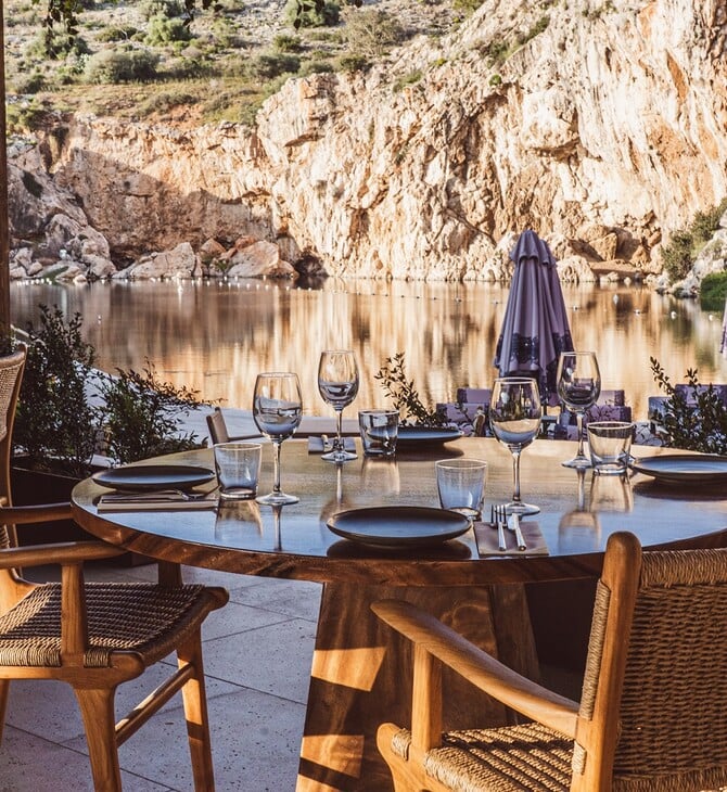 Ramen Weekends στο AbraOvata στη Λίμνη Βουλιαγμένης