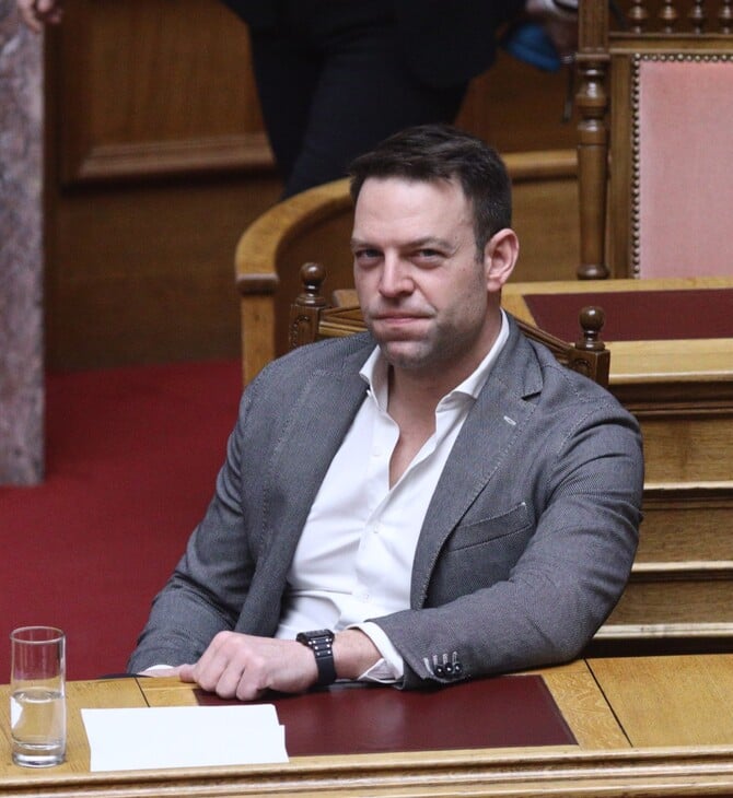 ΚΑΣΣΕΛΑΚΗΣ ΓΚΕΙ ΒΟΥΛΗ ΚΥΒΕΡΝΗΣΗ