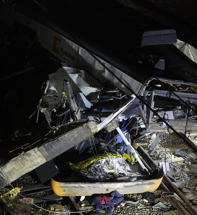 Σιδηροδρομικό δυστύχημα στη Βαρκελώνη: Νεκρός ο οδηγός του τρένου - Τουλάχιστον 37 οι τραυματίες