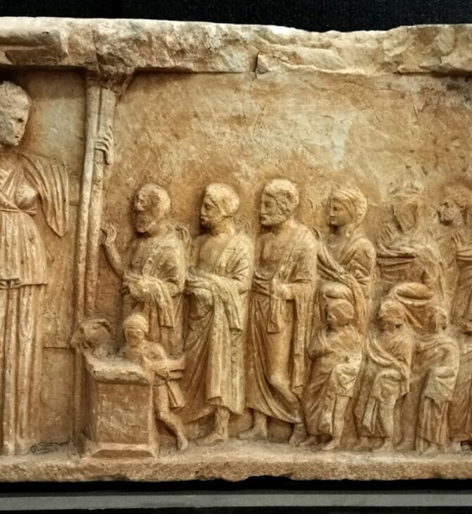 ΑΡΧΑΙΟΤΗΤΕΣ ROBIN SYMES ΥΠΟΥΡΓΕΙΟ ΠΟΛΙΤΙΣΜΟΥ