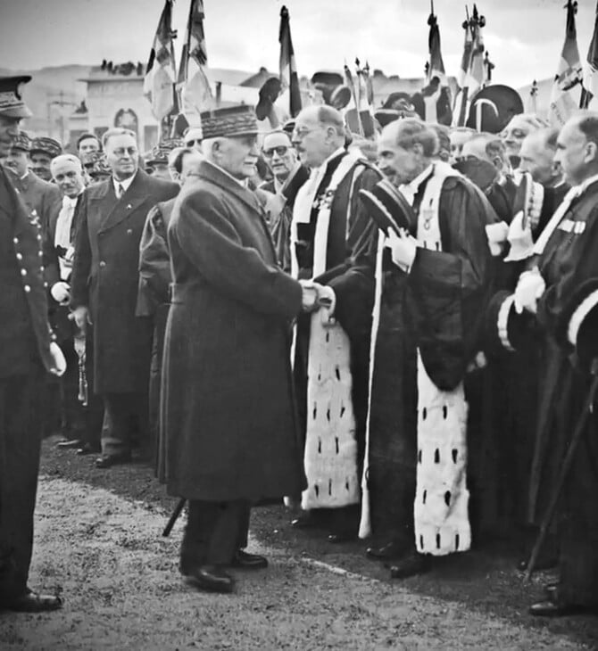 Οι δικαστές απέναντι στην ιστορία. 