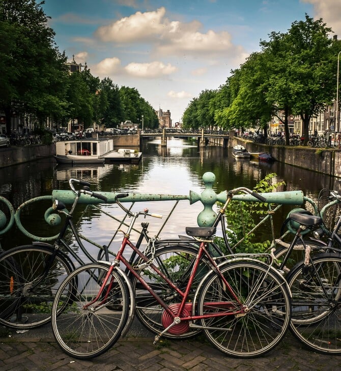 ΑΜΣΤΕΡΝΤΑΜ ΗΛΕΚΤΡΙΚΑ ΠΟΔΗΛΑΤΑ ΚΑΤΑΡΓΗΣΗ ΤΡΑΥΜΑΤΙΣΜΟΙ ΠΕΖΟΙ