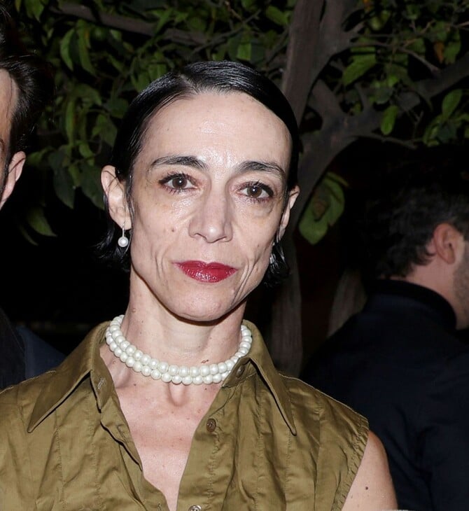 ΕΛΕΝΑ ΤΟΠΑΛΙΔΟΥ ΧΩΡΙΣΜΟΣ ΔΗΜΟΣΙΟΓΡΑΦΟΙ