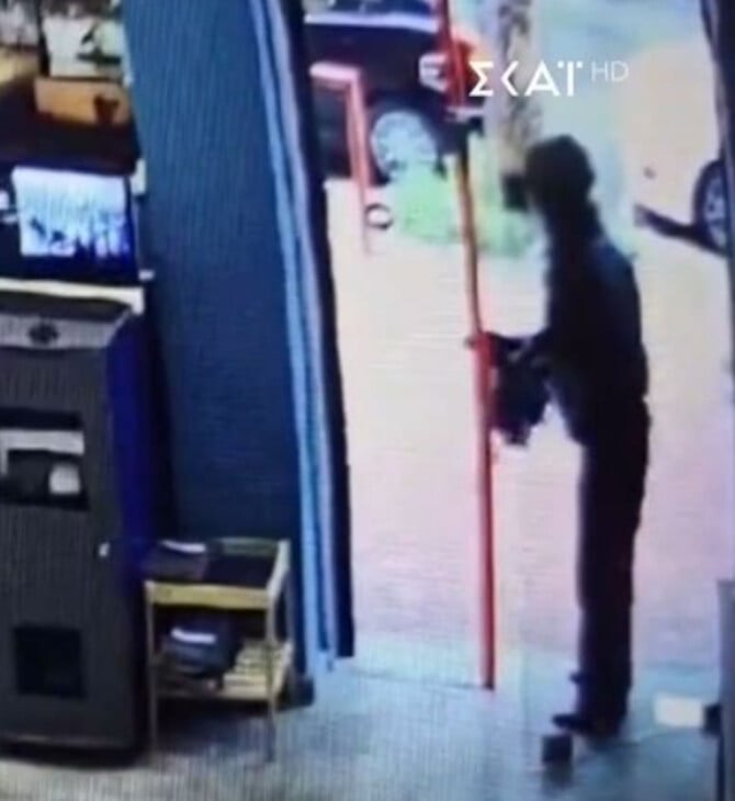 Εξαφάνιση 16χρονης: Νέο βίντεο φέρεται να καταγράφει τη Λόρα στου Ζωγράφου την Τετάρτη