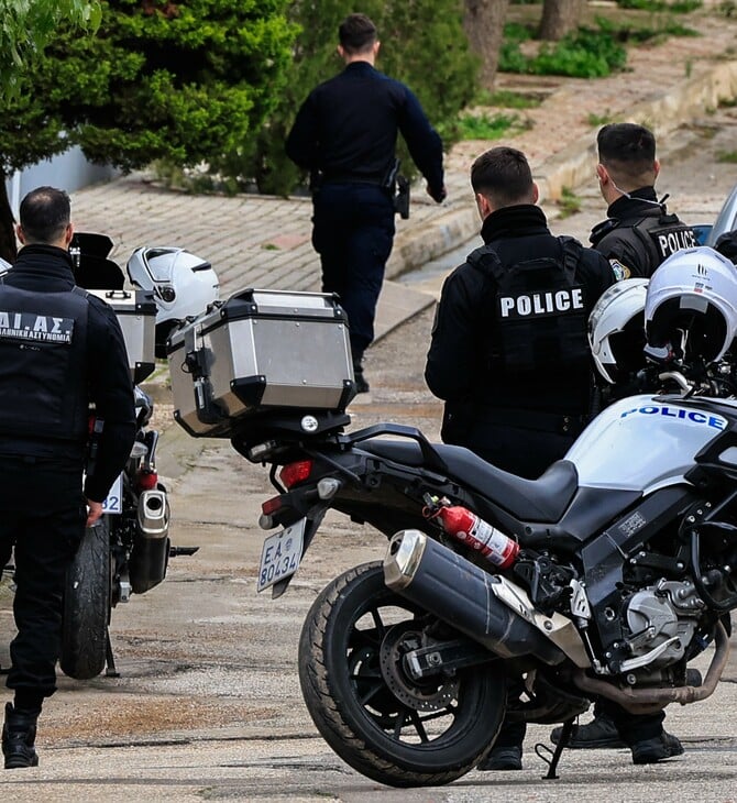 Γλυφάδα: Το παρελθόν του πατροκτόνου - Από τη δολοφονία της μητέρας του στο Δρομοκαΐτειο και την αποφυλάκιση