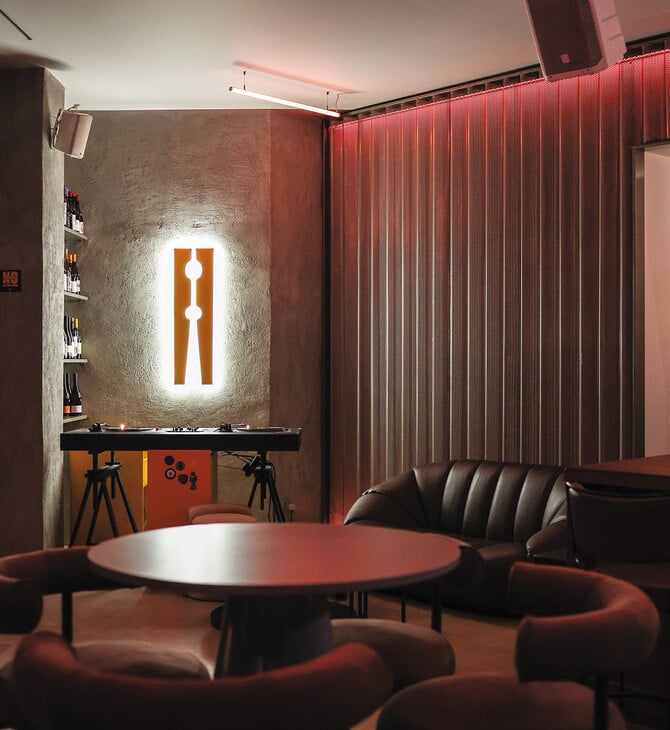 Obscura Athens: Το μπαρ των Πετραλώνων δεν ξεχωρίζει τους ανθρώπους