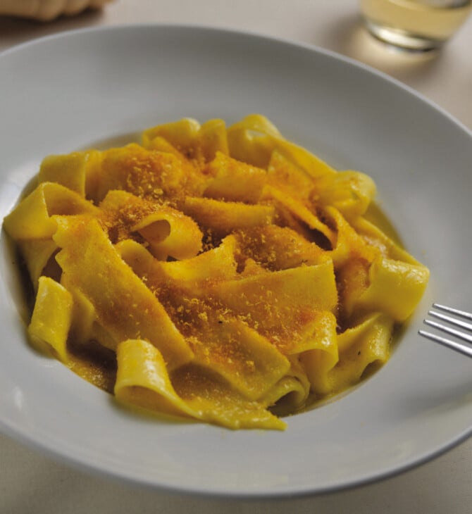 Τρελή Ροδιά: Μια γαστροταβέρνα που δίνει μαθήματα ελληνικής κουζίνας