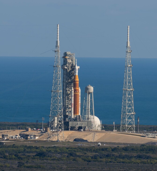 NASA: Αναβάλλει την πρώτη επανδρωμένη αποστολή Artemis προς τη Σελήνη λόγω ακραίου ψύχους στον χώρο εκτόξευσης