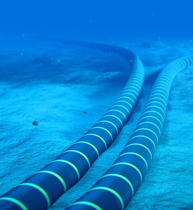 Vodafone: Nέα υποθαλάσσια διασύνδεση Κρήτης- Αθήνας μέσω Μήλου