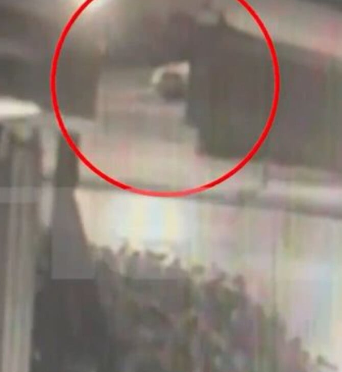 Γκάζι: Βίντεο από τη στιγμή που το ΙΧ του μπασκετμπολίστα είναι πάνω στις γραμμές του τρένου