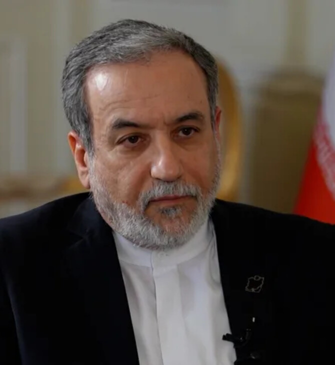 Ιράν: «Μπορούμε να καταλήξουμε σε συμφωνία» λέει ο ΥΠΕΞ ενώ οι ΗΠΑ απειλούν με πλήγμα