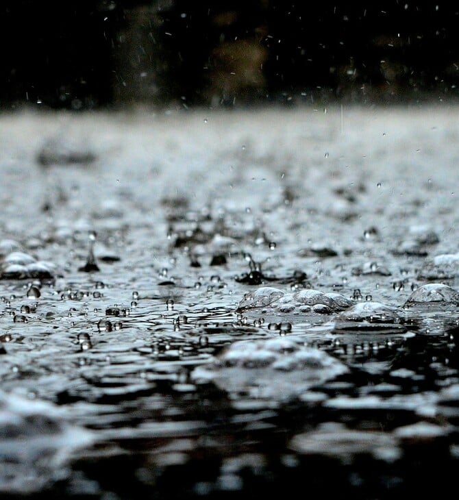 Καιρός: Εν αναμονή δύο διαδοχικών διαταραχών - Καταιγίδες, λασποβροχές και αφρικανική σκόνη