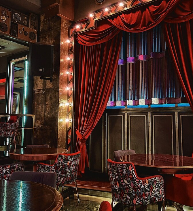 Beluga Art: Ο all-day προορισμός του Πειραιά που συνδυάζει γαστρονομία και τέχνη