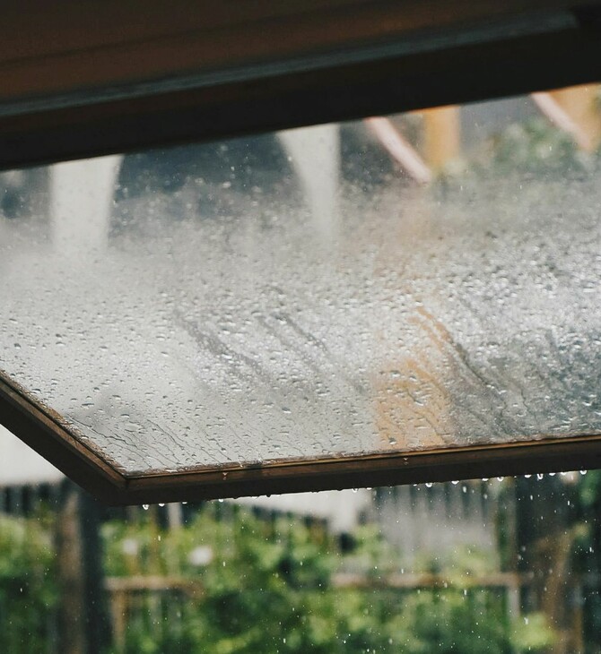 ΚΑΙΡΟΣ ΠΕΜΠΤΗ ΛΑΣΠΟΒΡΟΧΕΣ