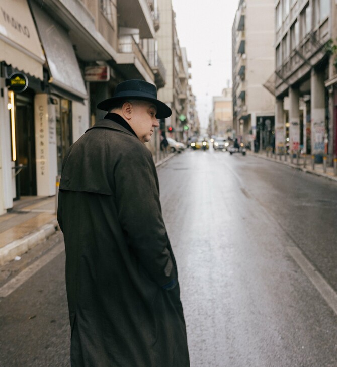 Βασίλης Χατζηιακώβου: «Ευθύνονται και οι εκδότες για τη σαβούρα»