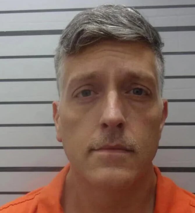 ΗΠΑ ΓΡΑΦΕΙΟ ΤΕΛΕΤΩΝ ΦΥΛΑΚΙΣΗ