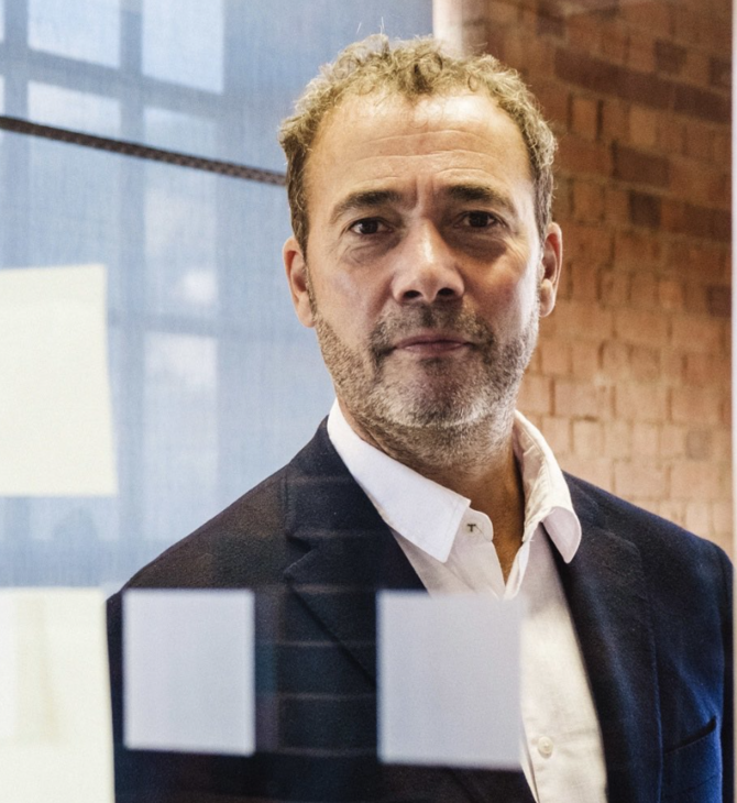 The Washington Post: Παραιτήθηκε ο διευθύνων σύμβουλος, Γουίλ Λιούις