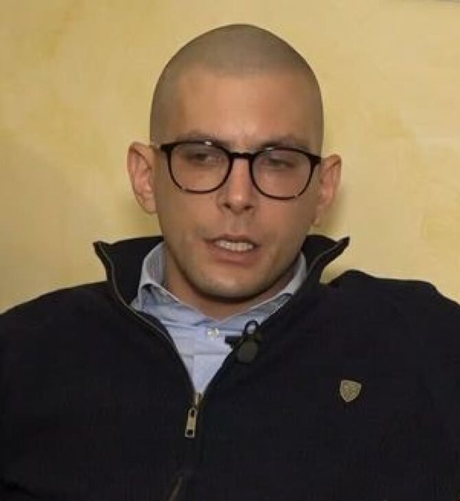 Άη Στράτης: Στην Αθήνα ο 35χρονος δήμαρχος του νησιού - Θα ξεκινήσει τις θεραπείες για τον καρκίνο