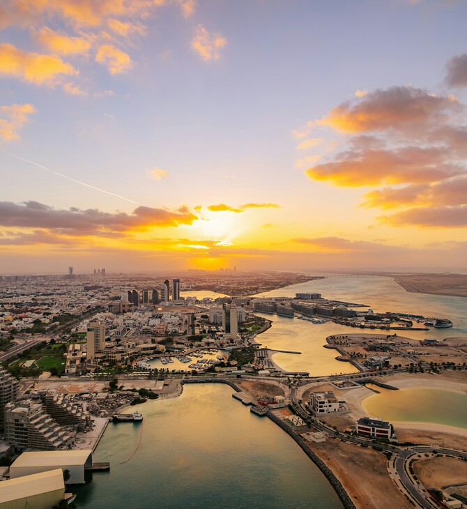 ΕΥΡΩΠΑΙΟΙ ΤΑΞΙΔΙΩΤΕΣ ΑΣΙΑ ΗΑΕ ΗΠΑ