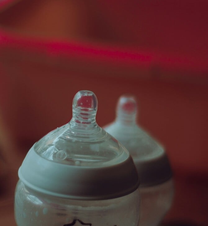 ΕΟΦ: Ανάκληση παρτίδων προϊόντων βρεφικού γάλακτος