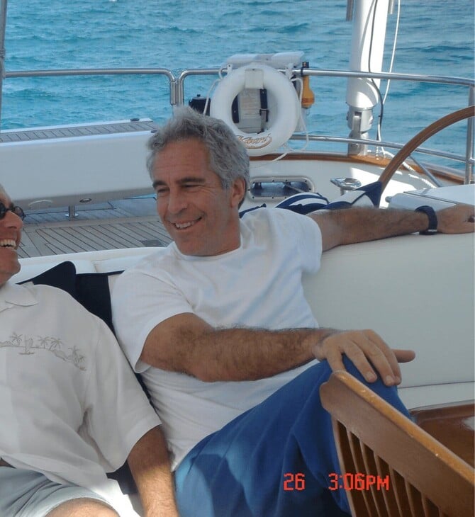 Ο Έπσταϊν και το σύστημά του