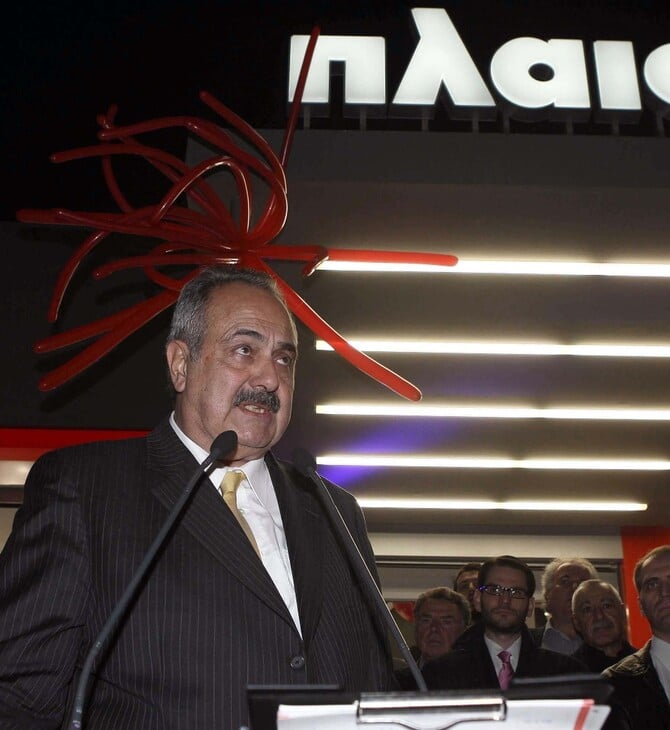 ΓΙΩΡΓΟΣ ΓΕΡΑΡΔΟΣ ΠΕΘΑΝΕ ΙΔΡΥΤΗΣ ΠΛΑΙΣΙΟ