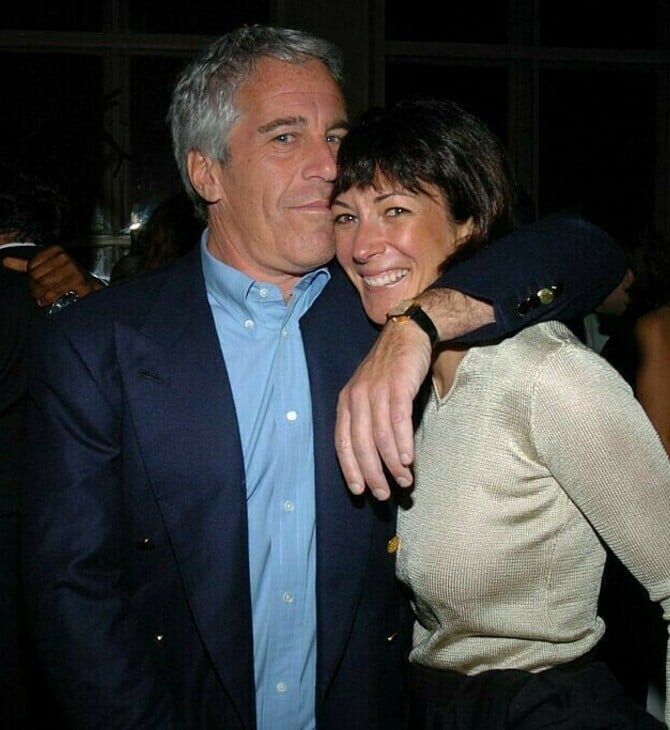 ΤΖΕΦΡΙ ΕΠΣΤΑΙΝ E-MAILS ΑΛΛΗΛΟΓΡΑΦΙΑ