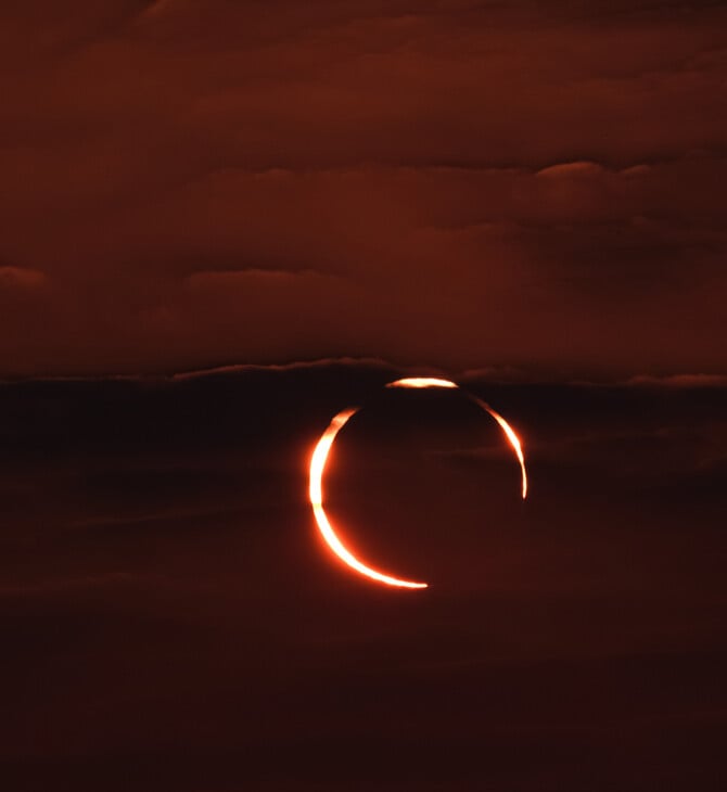 ΑΝΤΑΡΚΤΙΚΗ ΕΚΛΕΙΨΗ ΗΛΙΟΥ ΔΑΧΤΥΛΙΔΙ ΤΗΣ ΦΩΤΙΑΣ