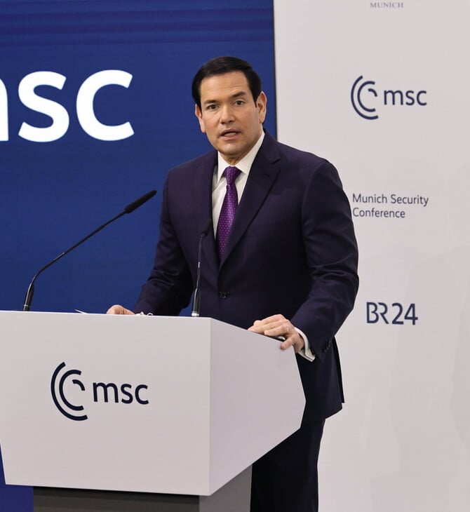 ΜΑΡΚΟ ΡΟΥΜΠΙΟ ΜΟΝΑΧΟ ΗΠΑ ΕΥΡΩΠΗ