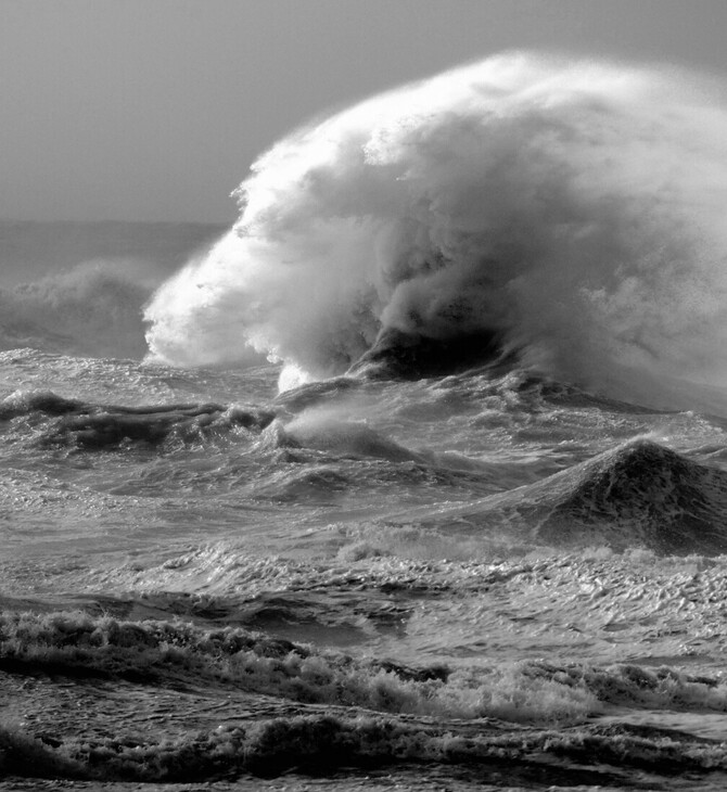 Καιρός - Meteo: Σφοδροί άνεμοι με ριπές που μπορεί να ξεπεράσουν τα 100-110 χλμ/ώρα σήμερα