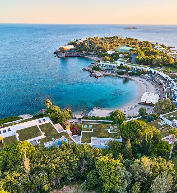 Grand Resort Lagonissi: Το resort-ορόσημο της Αθηναϊκής Ριβιέρας υποδέχεται την καλοκαιρινή περίοδο