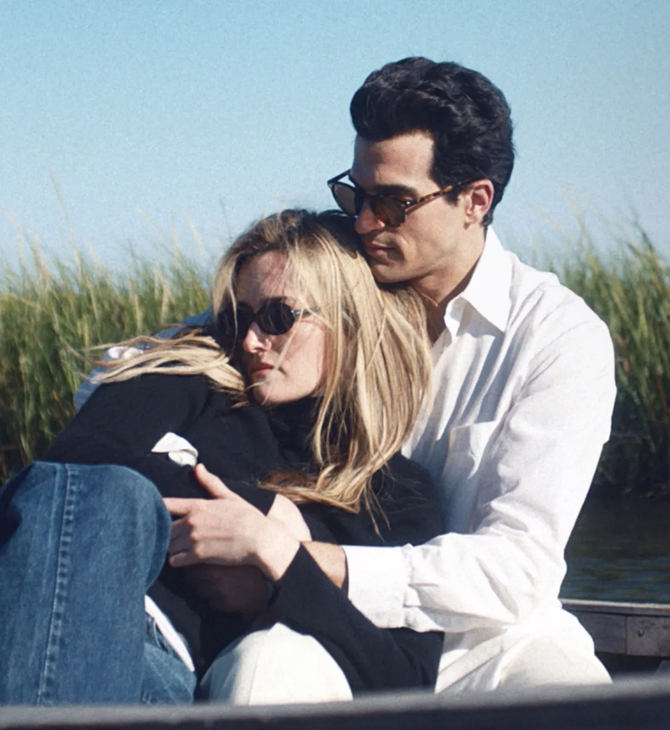 Έρωτας στη σκιά της κατάρας των Κένεντι 