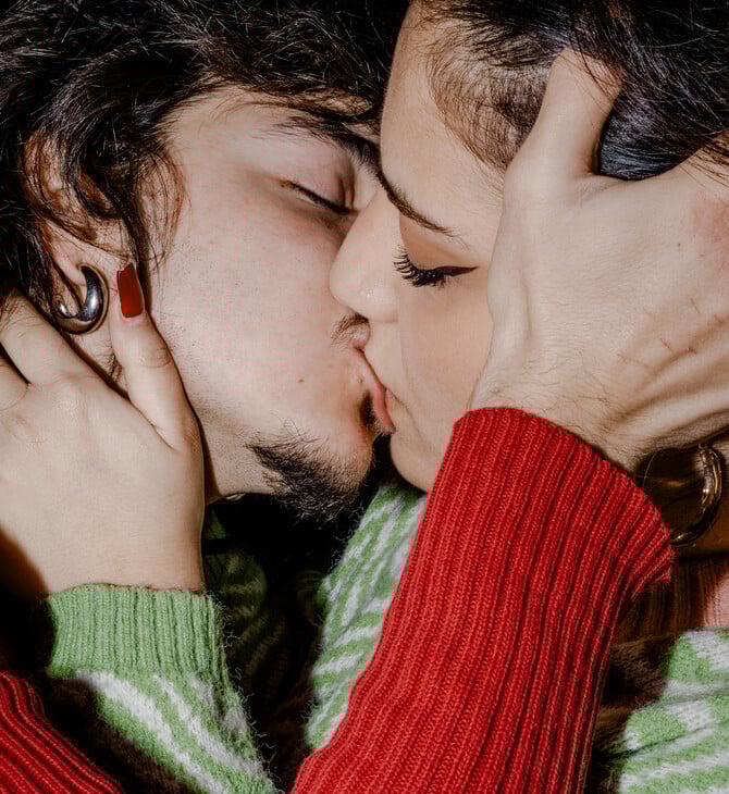 Γι’ αυτό το δέρμα πάντα θα πληρώνεις/ένα πολυπόστ του Πάνου Μιχαήλ