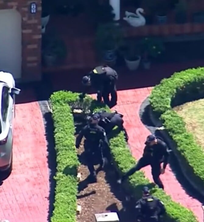 ΕΠΙΘΕΣΗ ΜΕ ΜΑΧΑΙΡΙ ΣΙΔΝΕΙ ΝΕΚΡΟΣ