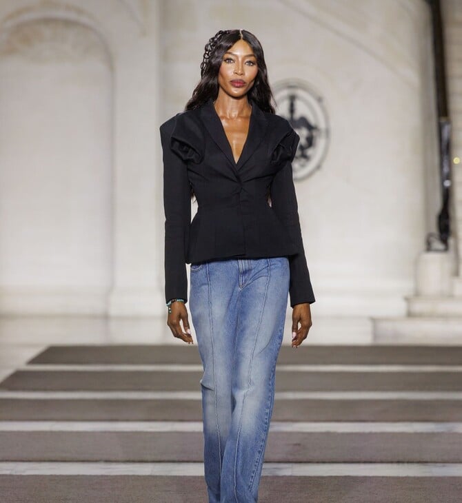 Η παράξενη «συνεργασία» της Ναόμι Κάμπελ με τον Έπσταϊν