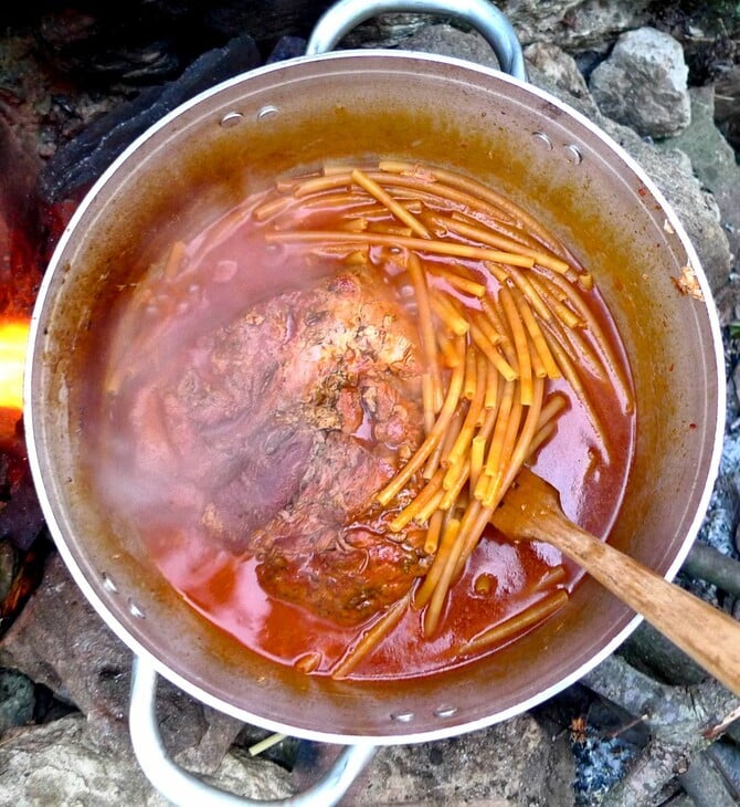 Ρόστο, η οργιώδης γεύση του Διονύσου στη Νάξο