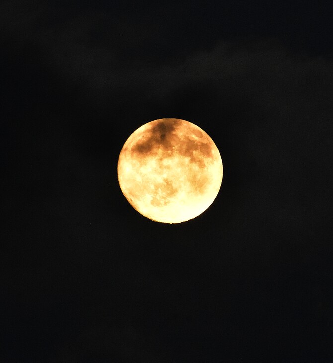 ΣΕΛΗΝΗ ΦΕΓΓΑΡΙ ΟΛΙΚΗ ΕΚΛΕΙΨΗ ΣΕΛΗΝΗΣ