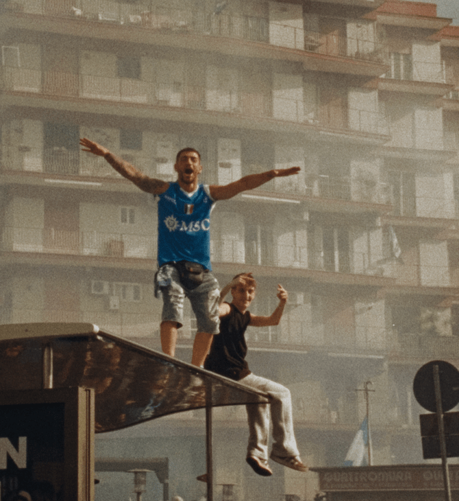 Στη σκιά του Βεζούβιου