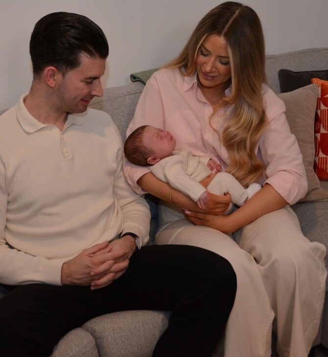 ΗΝΩΜΕΝΟ ΒΑΣΙΛΕΙΟ ΓΕΝΝΗΣΗ ΜΕΤΑΜΟΣΧΕΥΣΗ ΜΗΤΡΑΣ