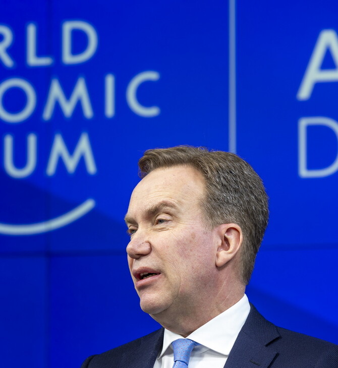 ΝΤΑΒΟΣ ΠΑΓΚΟΣΜΙΟ ΟΙΚΟΝΟΜΙΚΟ ΦΟΡΟΥΜ ΤΖΕΦΡΙ ΕΠΣΤΑΙΝ ΜΠΟΡΓΚΕ ΜΠΡΕΝΤΕ