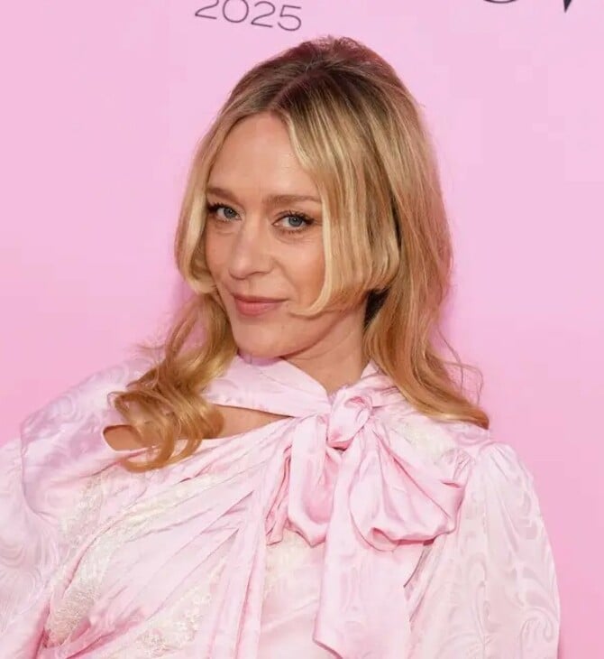 Η Chloë Sevigny γυρίζει ντοκιμαντέρ για τους Deadheads και για την Αμερική που επιμένει