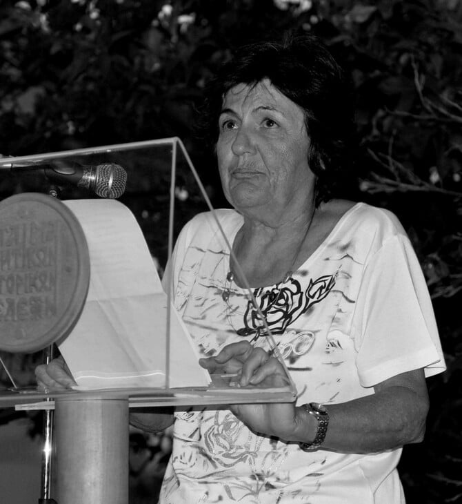 ΑΡΧΑΙΟΛΟΓΟΣ ΛΙΑΝΑ ΠΑΡΛΑΜΑ ΠΕΘΑΝΕ