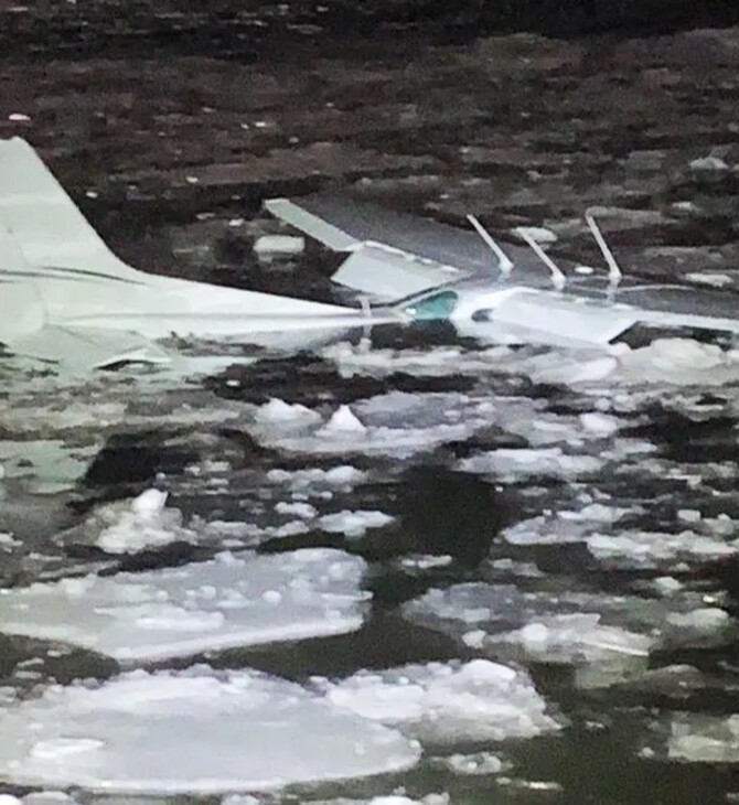 ΑΕΡΟΣΚΑΦΟΣ ΝΕΑ ΥΟΡΚΗ ΧΑΝΤΣΟΝ