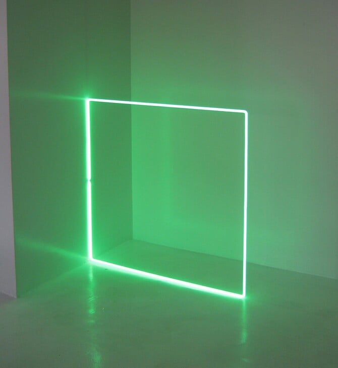 Stephen Antonakos, ο καλλιτέχνης που έκανε ποίηση με νέον