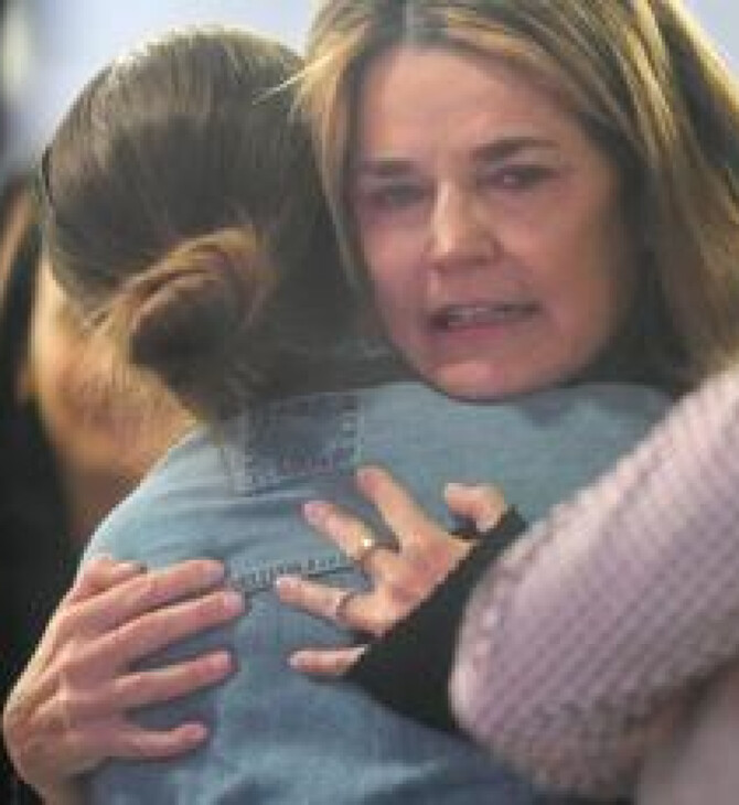 Savannah Guthrie: Επέστεψε στο «Today» για πρώτη φορά μετά την εξαφάνιση της μητέρας της