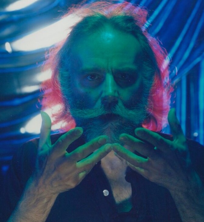 Λουκάς Σαμαράς: Ένας ηγέτης της αβανγκάρντ και ο περίκλειστος κόσμος του