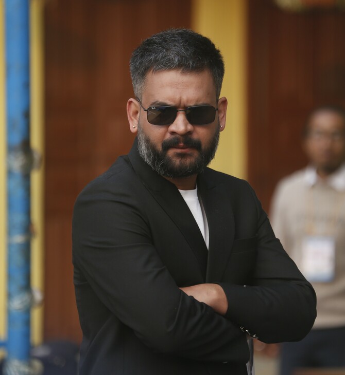 Νεπάλ: Ο ράπερ Μπαλέντρα Σαχ οδεύει προς την πρωθυπουργία της χώρας