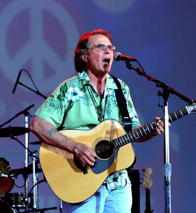 COUNTRY JOE MCDONALD WOODSTOCK